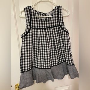Buffalo plaid tank. Size small. Like new condition